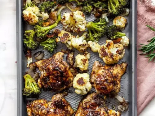 Пилешки Бутчета на Фурна с Броколи, Карфиол и Пермазан