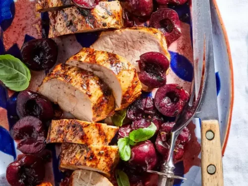 Свинско Филе с Вино и Череши