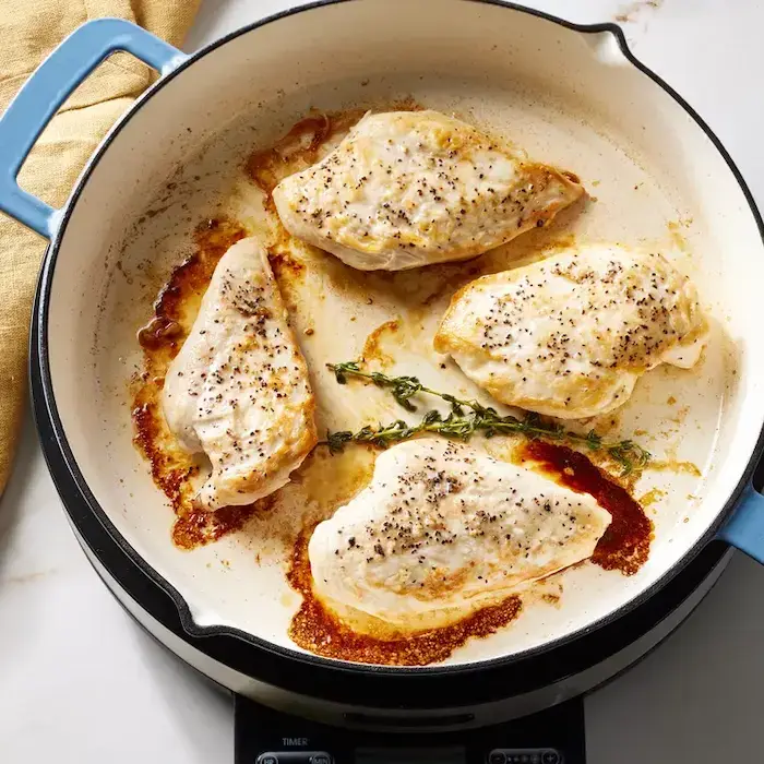 Стъпка 1 - Пилешко Филе с Гъби и Зелен Фасул на Тиган